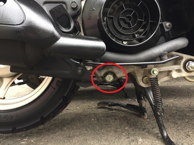 原付のオイル漏れ よくある原因と修理代の目安 放っておくとどうなる 原付バイク専門 仙台東ライダース